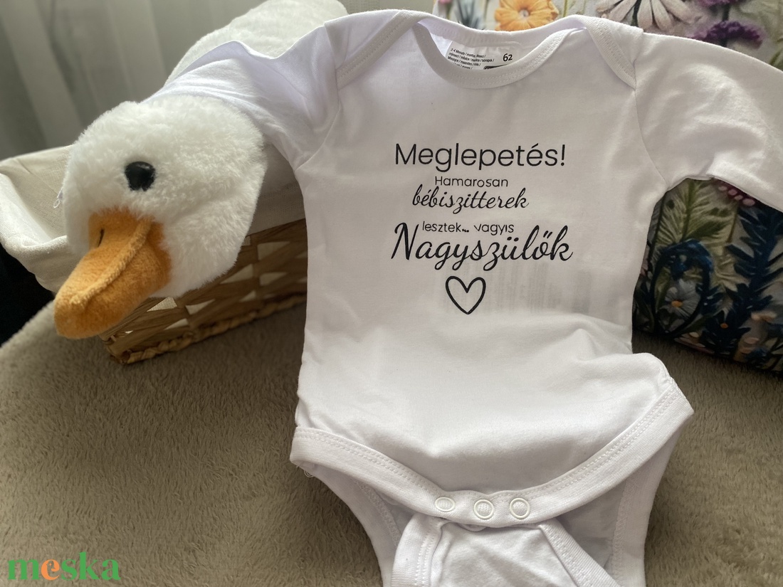 Baba bejelentő body nagyszülőknek - játék & sport - babalátogató ajándékcsomag - Meska.hu