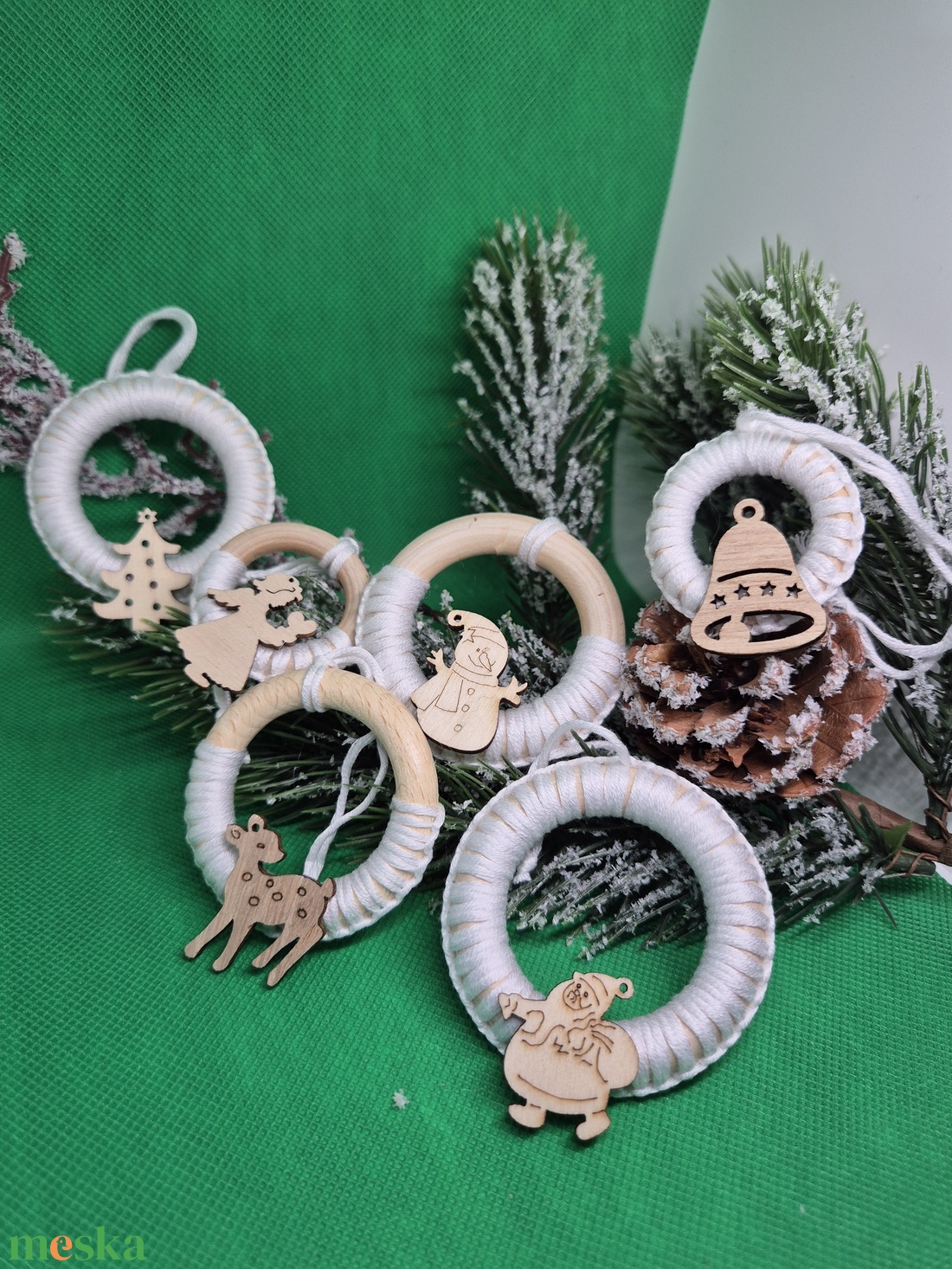 Makramé fenyődísz vegyes méretben, 6 db- os csomagban - karácsony - karácsonyi lakásdekoráció - karácsonyfadíszek - Meska.hu