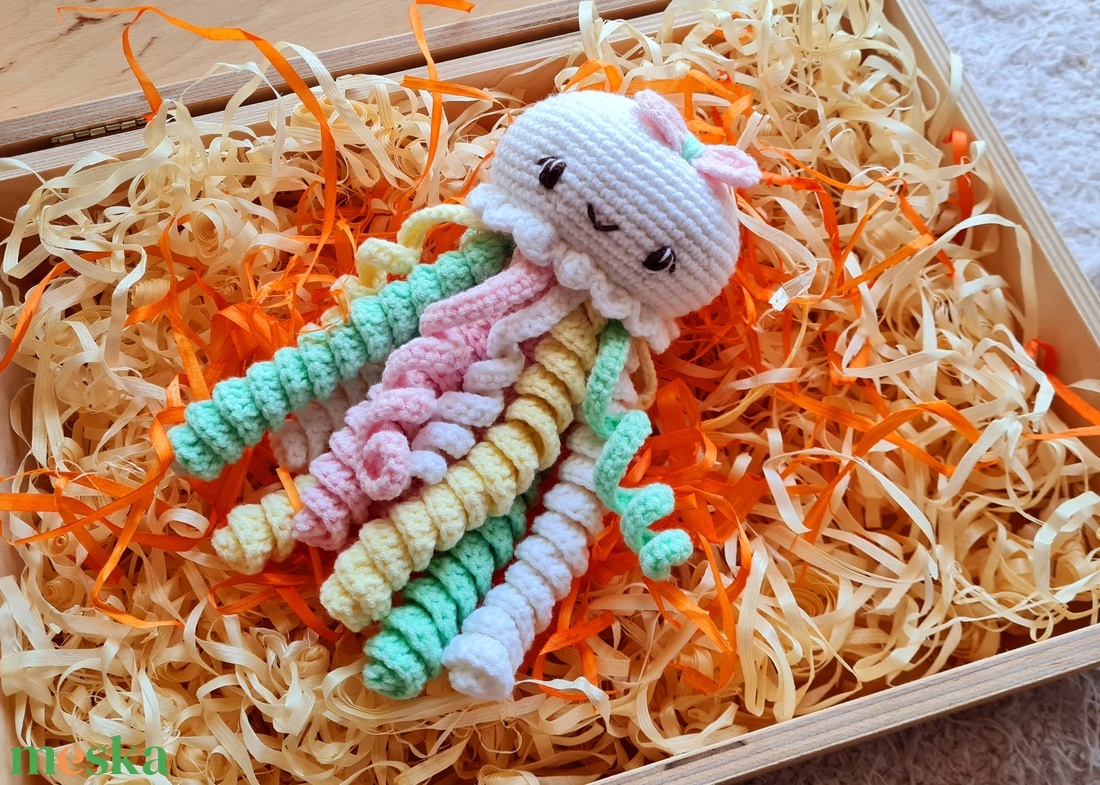 Horgolt mosolygós medúza  - játék & sport - plüssállat & játékfigura - polip, medúza - Meska.hu