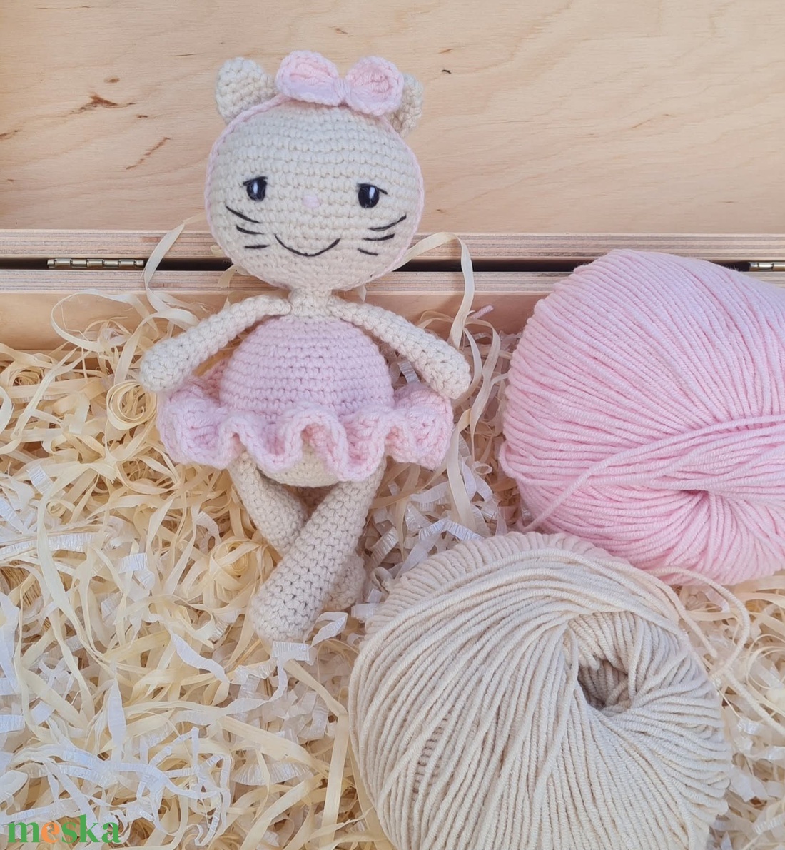 Horgolt balerina cicalány  - játék & sport - plüssállat & játékfigura - cica - Meska.hu