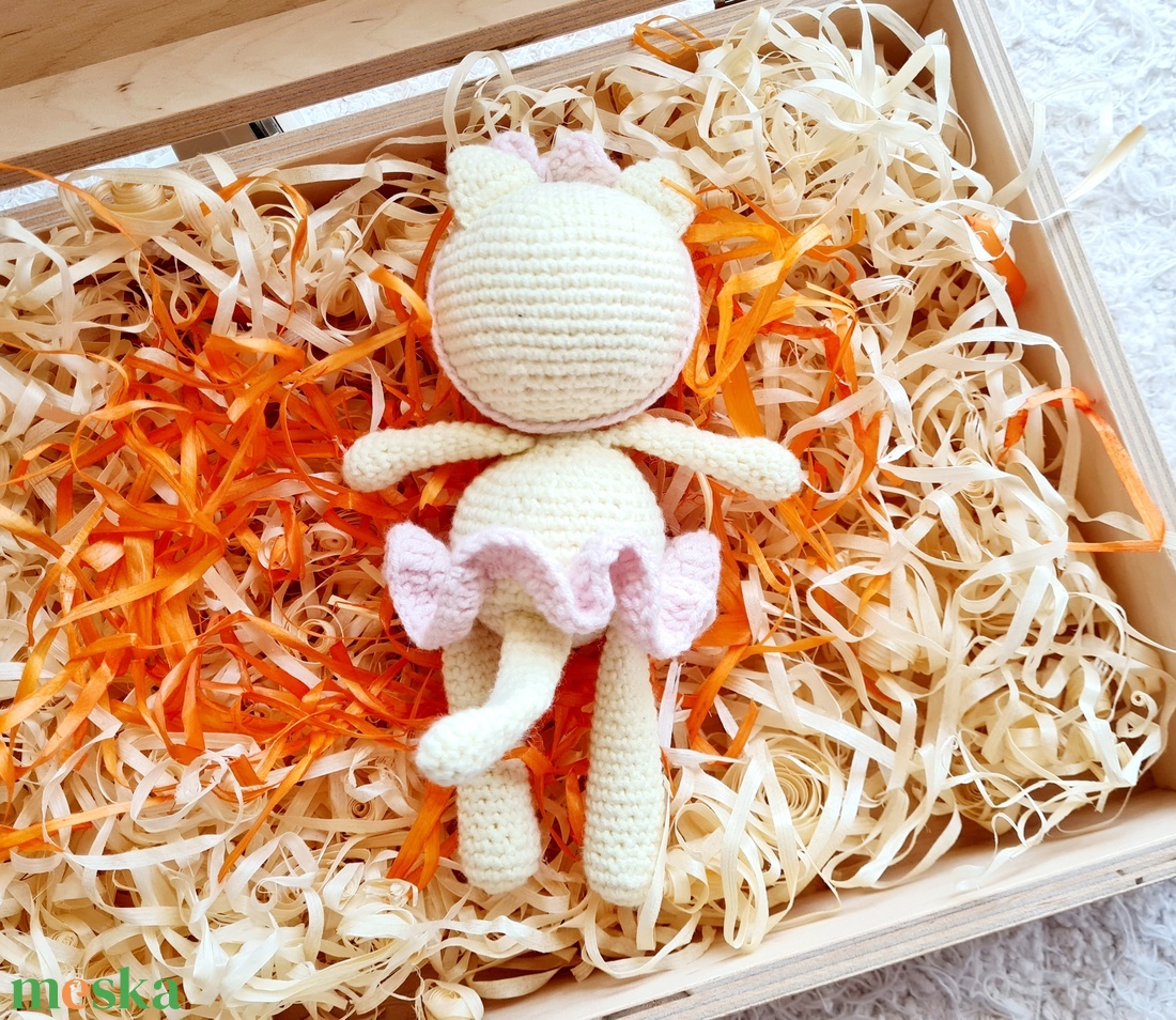 Horgolt balerina cicalány  - játék & sport - plüssállat & játékfigura - cica - Meska.hu