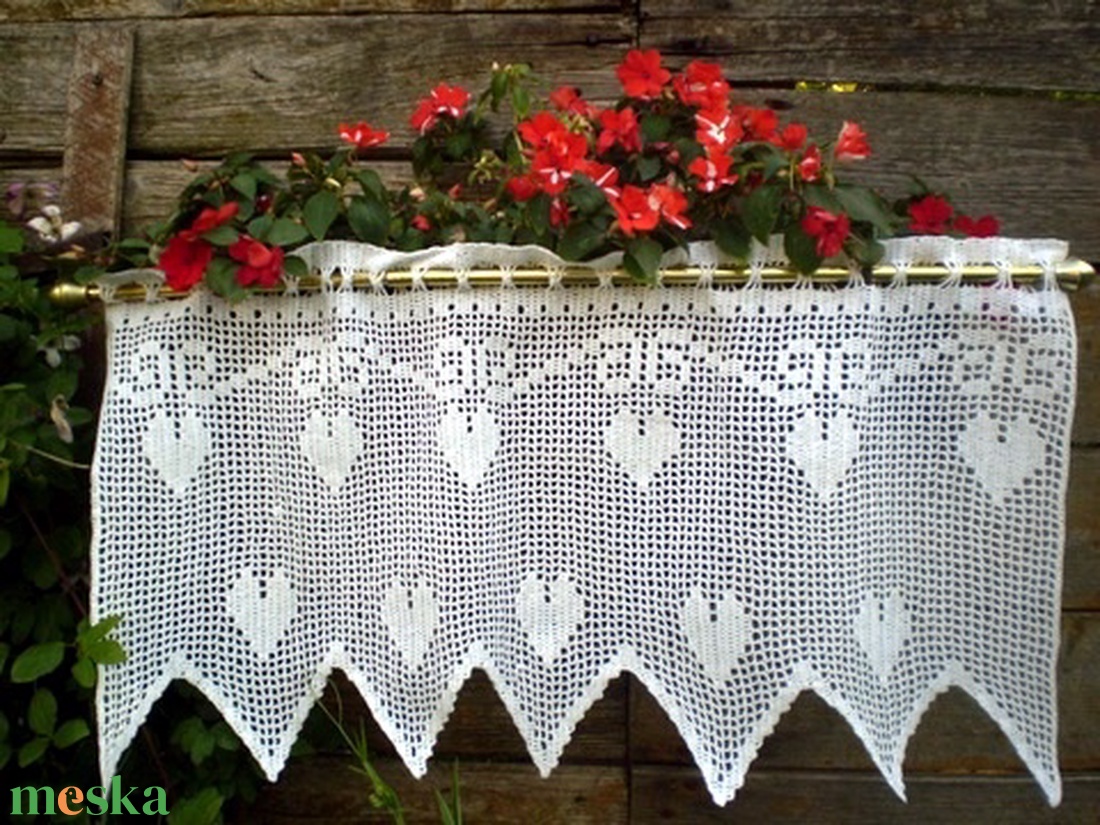 Szívek vonzásában-Horgolt vitrázs függöny - otthon & életmód - lakástextil - függöny és kiegészítő - vitrázs függöny - Meska.hu