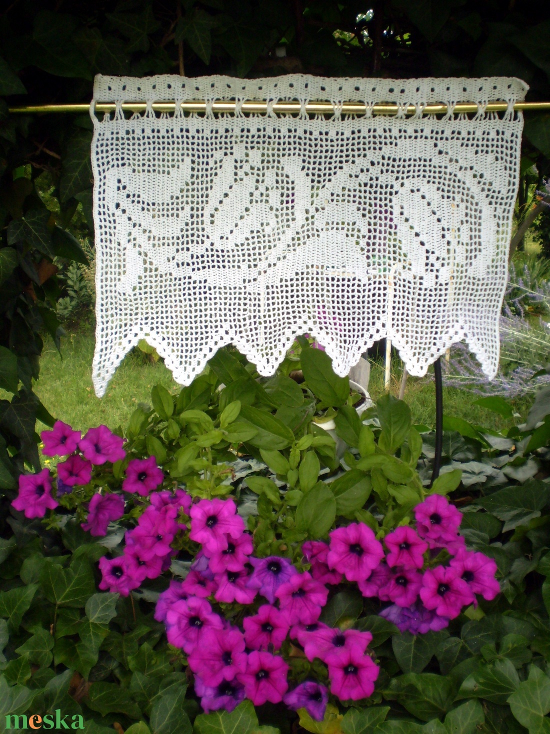 Lebegő tulipánok-Horgolt vitrázs,fehér függöny - otthon & életmód - lakástextil - függöny és kiegészítő - vitrázs függöny - Meska.hu