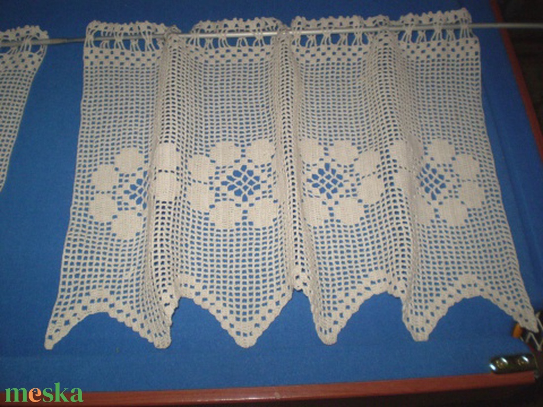 Margaréta-Vitrázs horgolt,ekrü csipke függöny. - otthon & életmód - lakástextil - függöny és kiegészítő - vitrázs függöny - Meska.hu