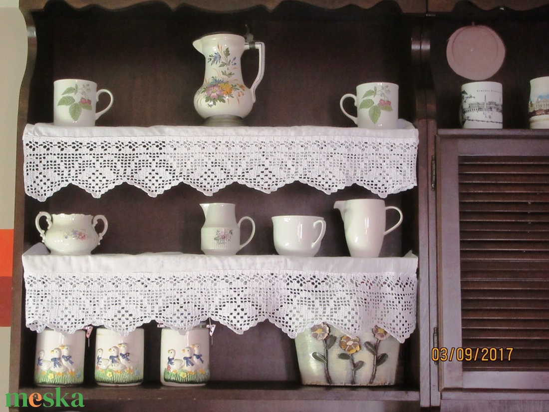 Angol elegancia 2-Horgolt polc-csík - otthon & életmód - konyhafelszerelés, tálalás - konyhai dekoráció - konyhai dísz - Meska.hu