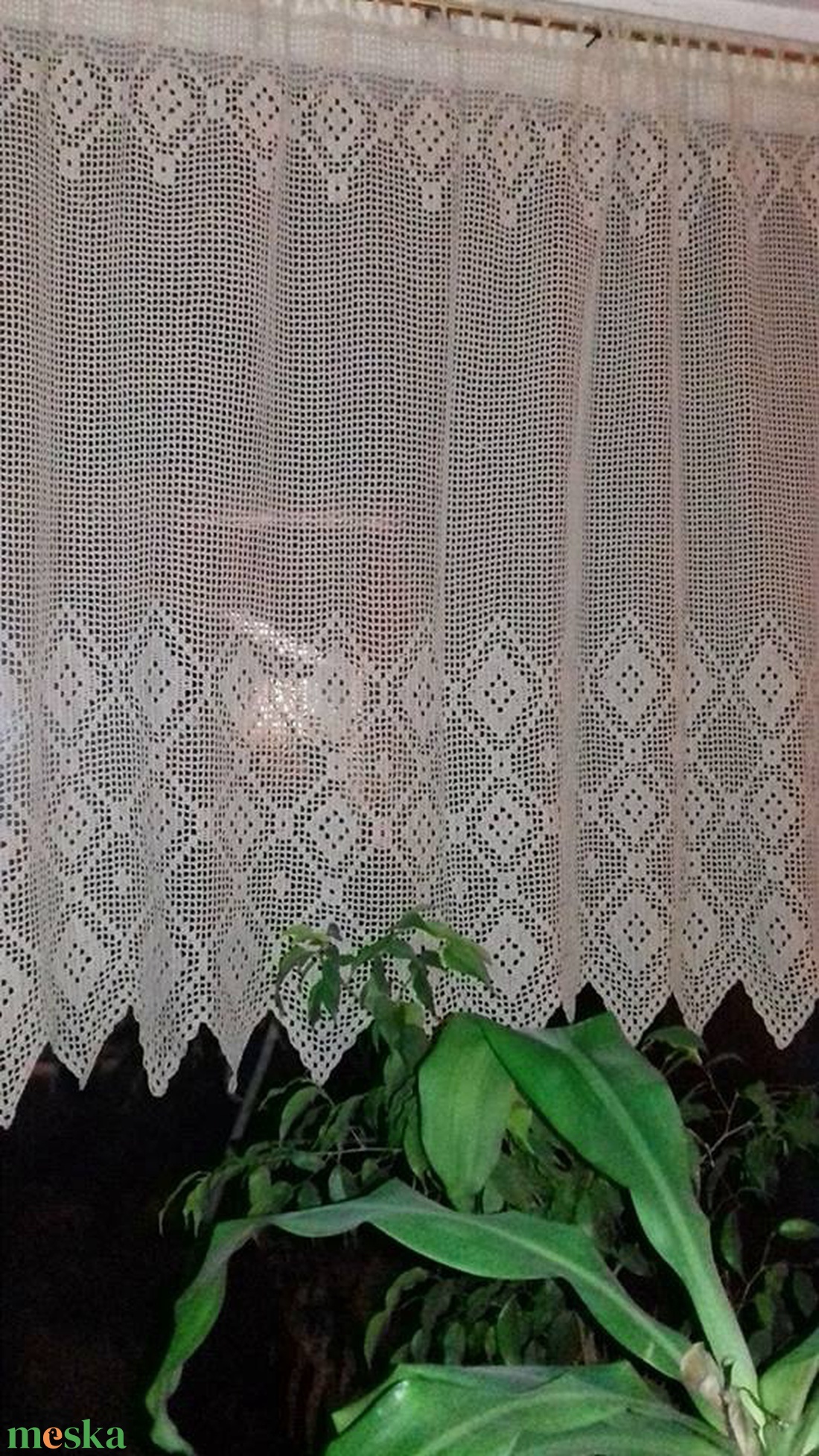 Absztrakt négyszögekkel csipkésen-Horgolt mogyoró színű,csipke függöny - otthon & életmód - lakástextil - függöny és kiegészítő - vitrázs függöny - Meska.hu