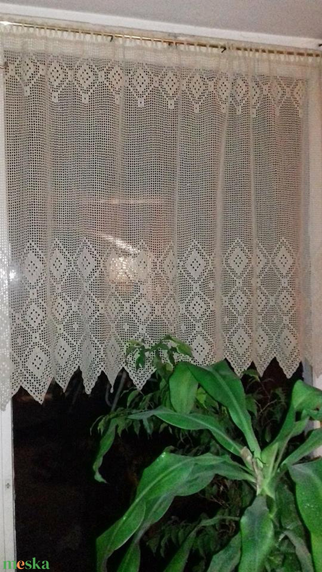 Absztrakt négyszögekkel csipkésen-Horgolt mogyoró színű,csipke függöny - otthon & életmód - lakástextil - függöny és kiegészítő - vitrázs függöny - Meska.hu