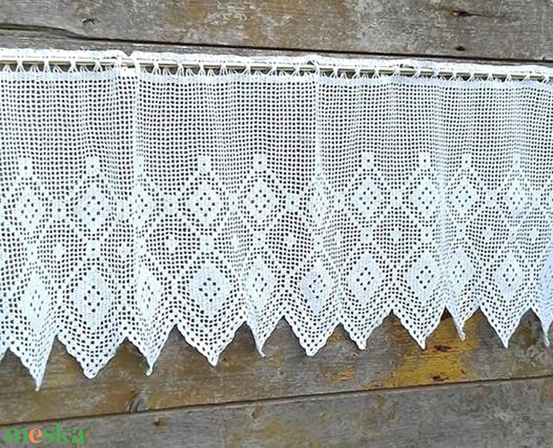 Fehér horgolt absztrakt mintás, vitrázs függöny - otthon & életmód - lakástextil - függöny és kiegészítő - vitrázs függöny - Meska.hu