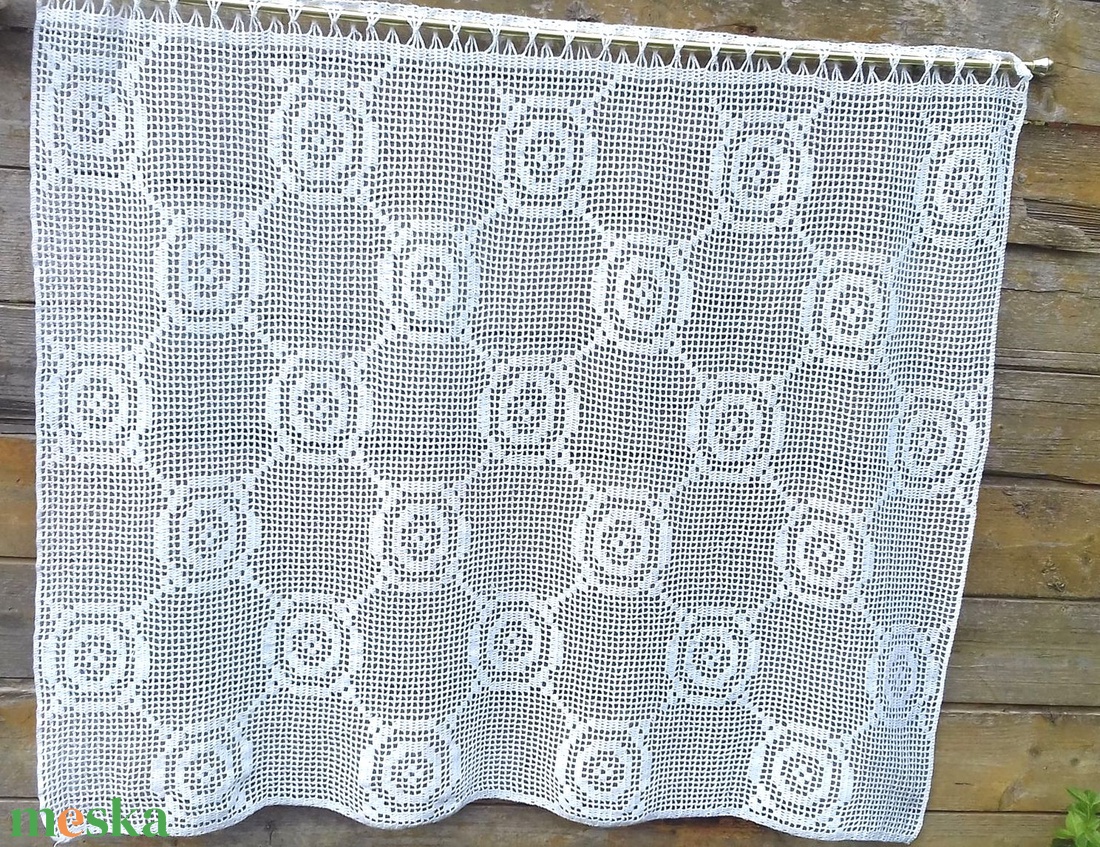 Múltból kapott örökség nyomán 2Fehér horgolt  népi motívumos csipke függöny - otthon & életmód - lakástextil - függöny és kiegészítő - vitrázs függöny - Meska.hu