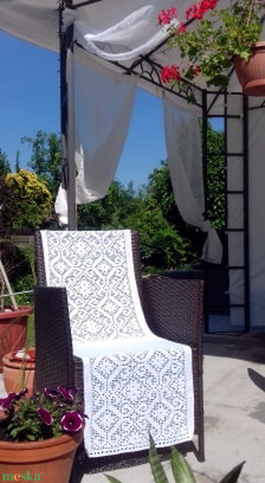 Rusztikus vonzalom duplán-Horgolt fehér régi magyar mintával készült függöny - otthon & életmód - lakástextil - függöny és kiegészítő - függöny - Meska.hu