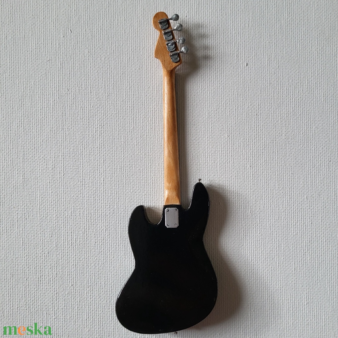 Fender Jazz Bass gitár makett - művészet - makett, modell - Meska.hu