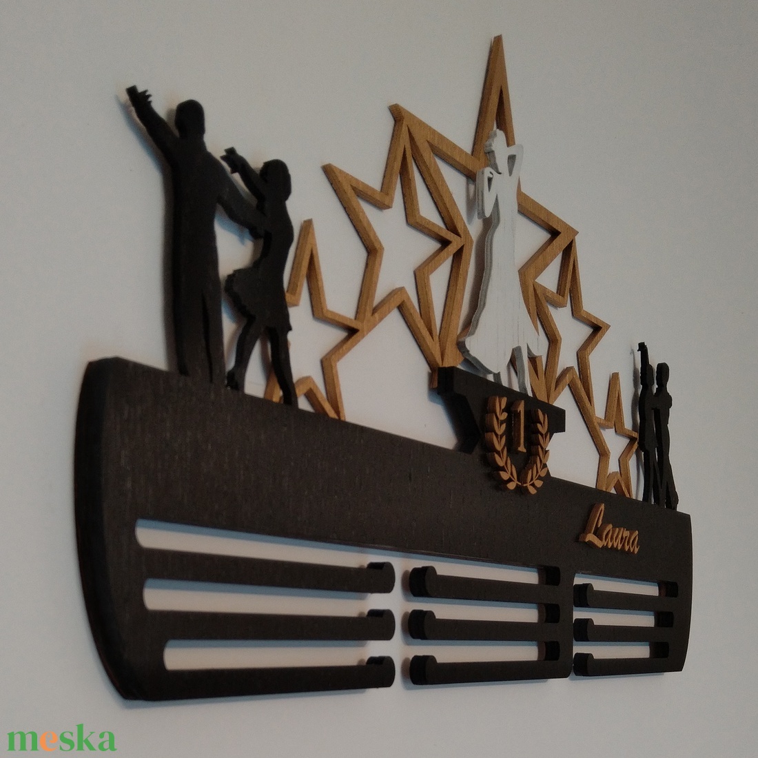 Éremtartó táncos 3D - otthon & életmód - dekoráció - fali és függő dekoráció - falra akasztható dekor - Meska.hu Éremtartó táncos 3D - otthon & életmód - dekoráció - fali és függő dekoráció - falra akasztható dekor - Meska.hu