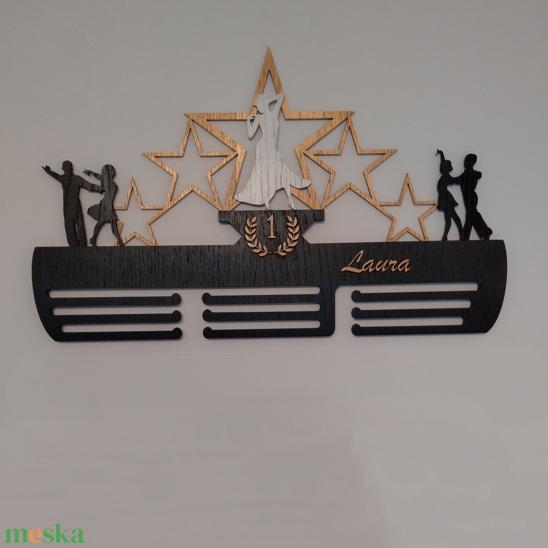 Éremtartó táncos 3D - otthon & életmód - dekoráció - fali és függő dekoráció - falra akasztható dekor - Meska.hu Éremtartó táncos 3D - otthon & életmód - dekoráció - fali és függő dekoráció - falra akasztható dekor - Meska.hu