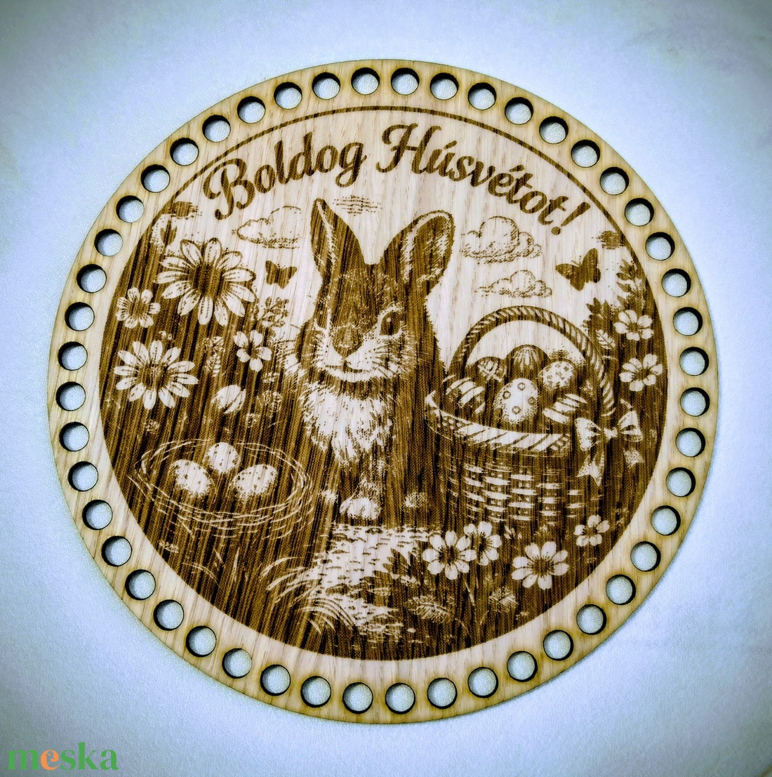 DIY horgolható fa alap � Anyák napi virágos mintás kör, több méretben - ünnepi díszek, dekorációk - húsvéti díszek és dekorációk - húsvéti asztaldíszek - Meska.hu