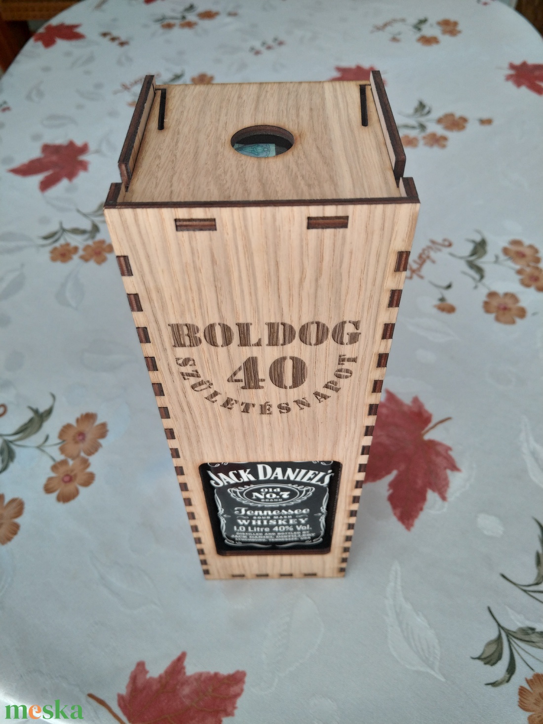 Gravírozott whisky doboz egyedi felirattal � fa ajándékdoboz 1 literes palackhoz - otthon & életmód - dekoráció - asztal és polc dekoráció - díszdoboz - Meska.hu