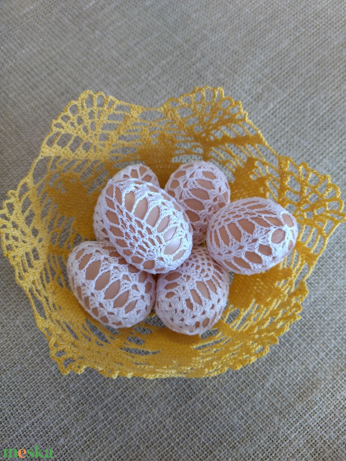 Horgolt tojások kosárban - otthon & életmód - dekoráció - asztal és polc dekoráció - asztaldísz - Meska.hu