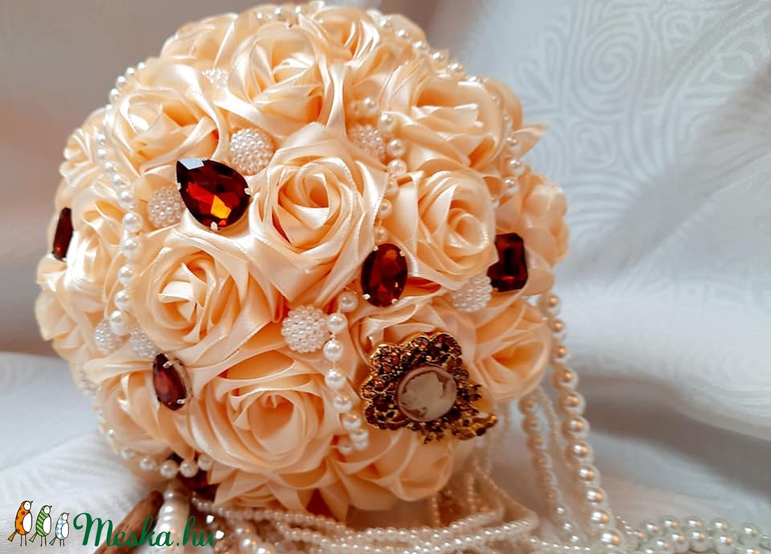 Viktoriánus elegancia - esküvő - menyasszonyi- és dobócsokor - Meska.hu