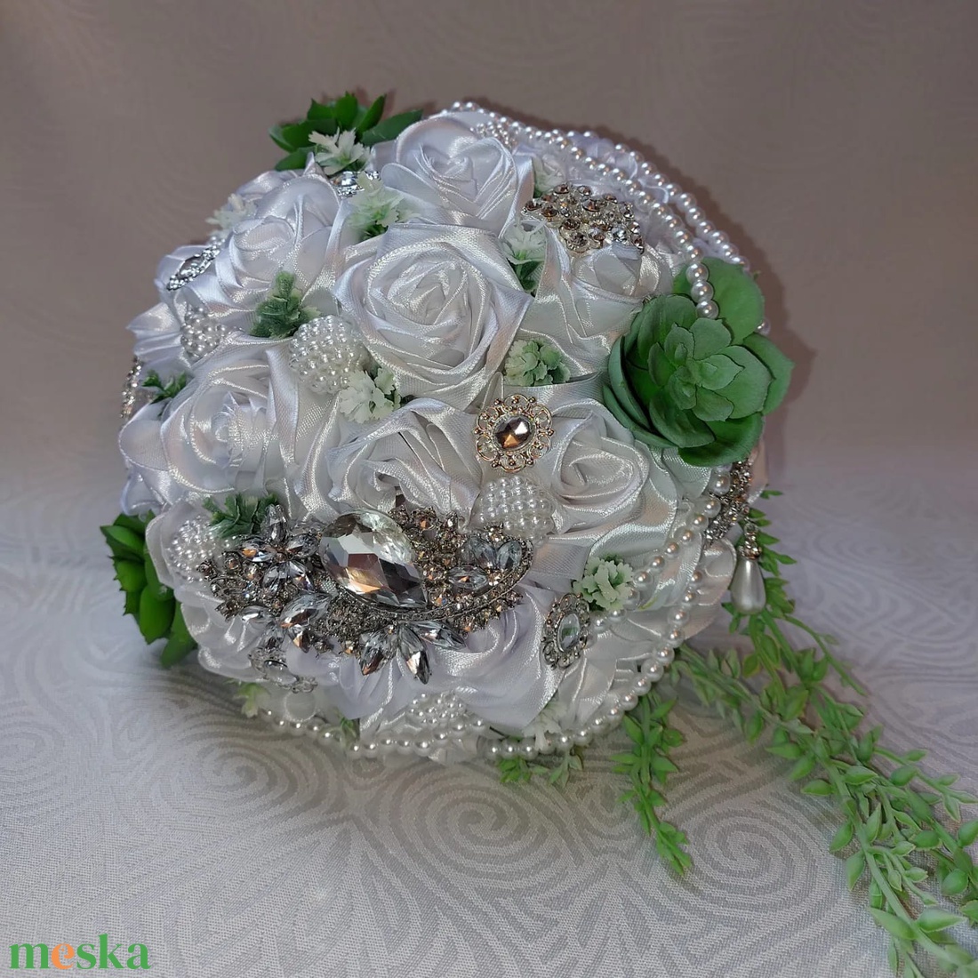 Klasszikus fehér menyasszonyi csokor - esküvő - menyasszonyi- és dobócsokor - Meska.hu