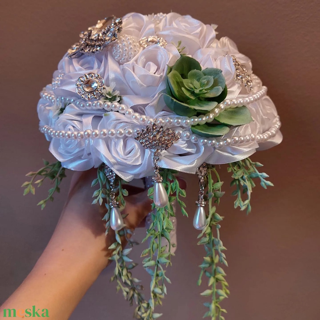 Klasszikus fehér menyasszonyi csokor - esküvő - menyasszonyi- és dobócsokor - Meska.hu