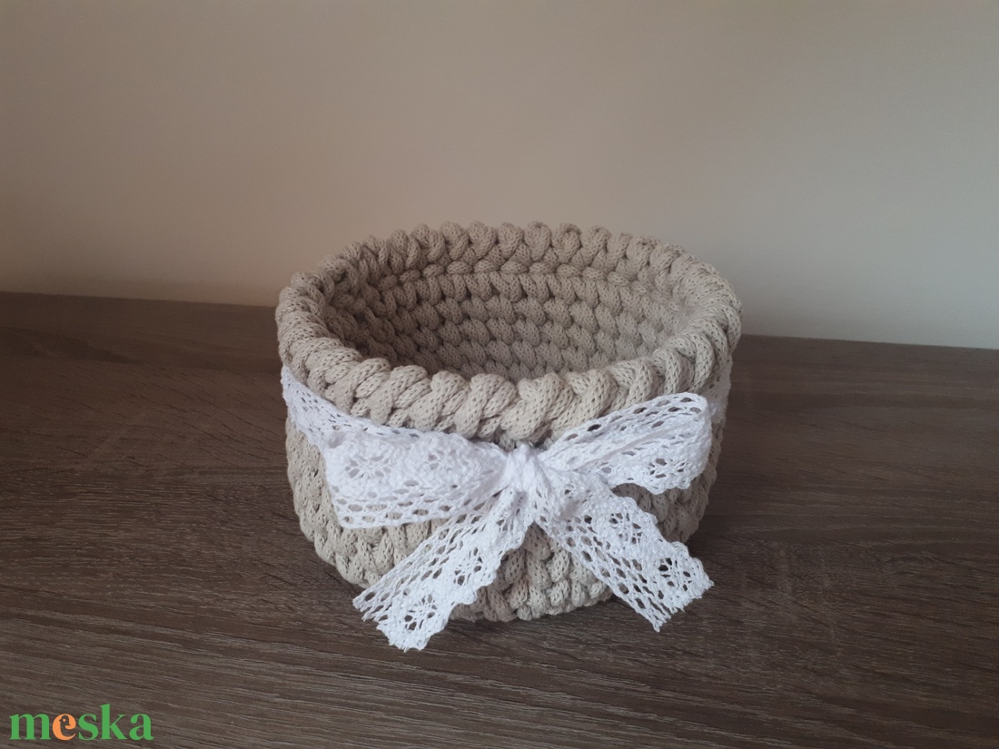 Horgolt tavaszi kosár - ünnepi díszek, dekorációk - húsvéti díszek és dekorációk - húsvéti kosár - Meska.hu