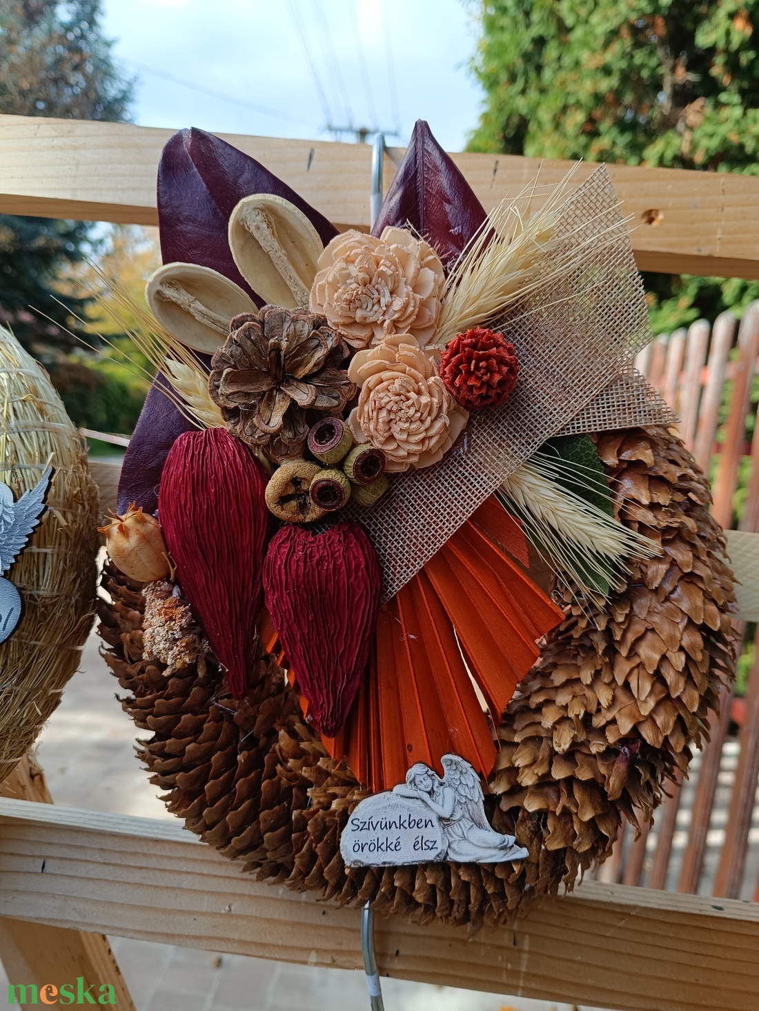 Tobozos sírdísz koszorú - otthon & életmód - vallás - temetkezési tárgy - sírkoszorú, kegyeleti koszorú - Meska.hu Tobozos sírdísz koszorú - otthon & életmód - vallás - temetkezési tárgy - sírkoszorú, kegyeleti koszorú - Meska.hu