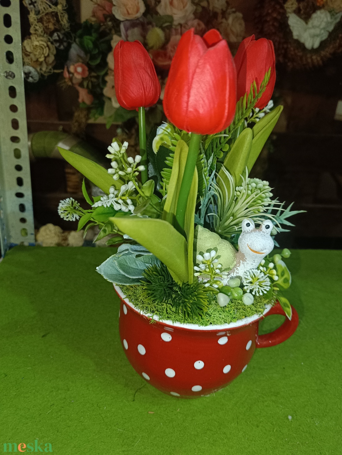 Piros pöttyös tavaszi asztaldísz - otthon & életmód - dekoráció - asztal és polc dekoráció - asztaldísz - Meska.hu