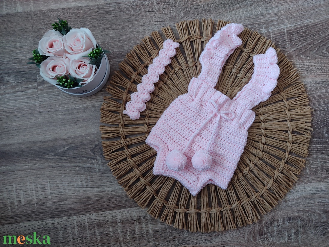 Horgolt kislány pelustartó újszülött fotózásra - ruha & divat - gyerekruha - Meska.hu