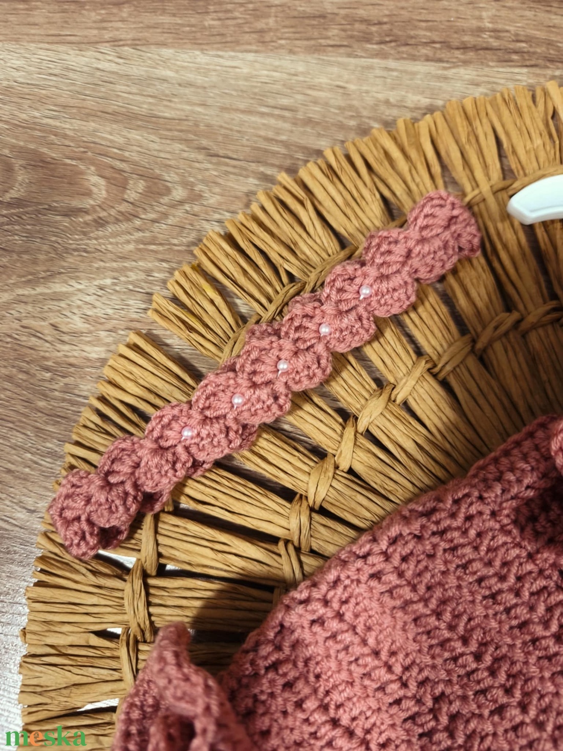 Horgolt pelenkatartó újszülhött fotózásra  - baba - mama - babafotózás - babafotózási kellékek - Meska.hu