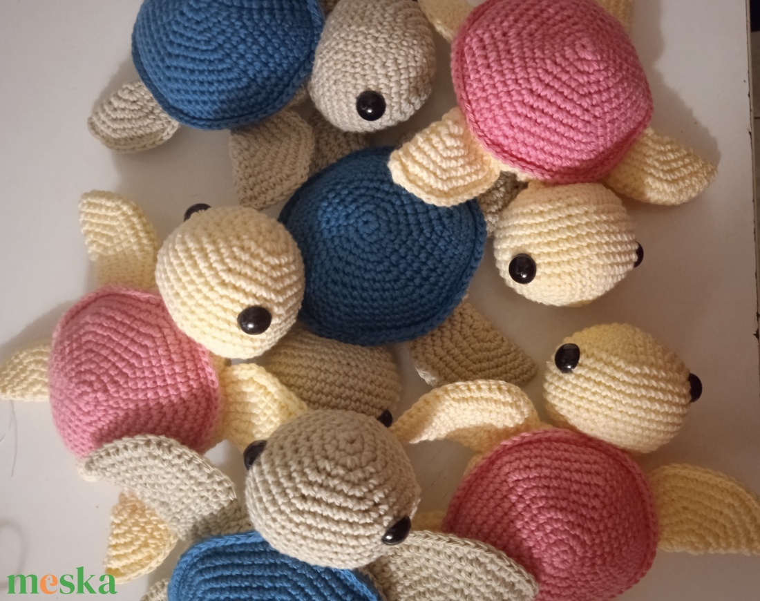 Amigurumi kisteknősök - játék & sport - plüssállat & játékfigura - más figura - Meska.hu Amigurumi kisteknősök - játék & sport - plüssállat & játékfigura - más figura - Meska.hu