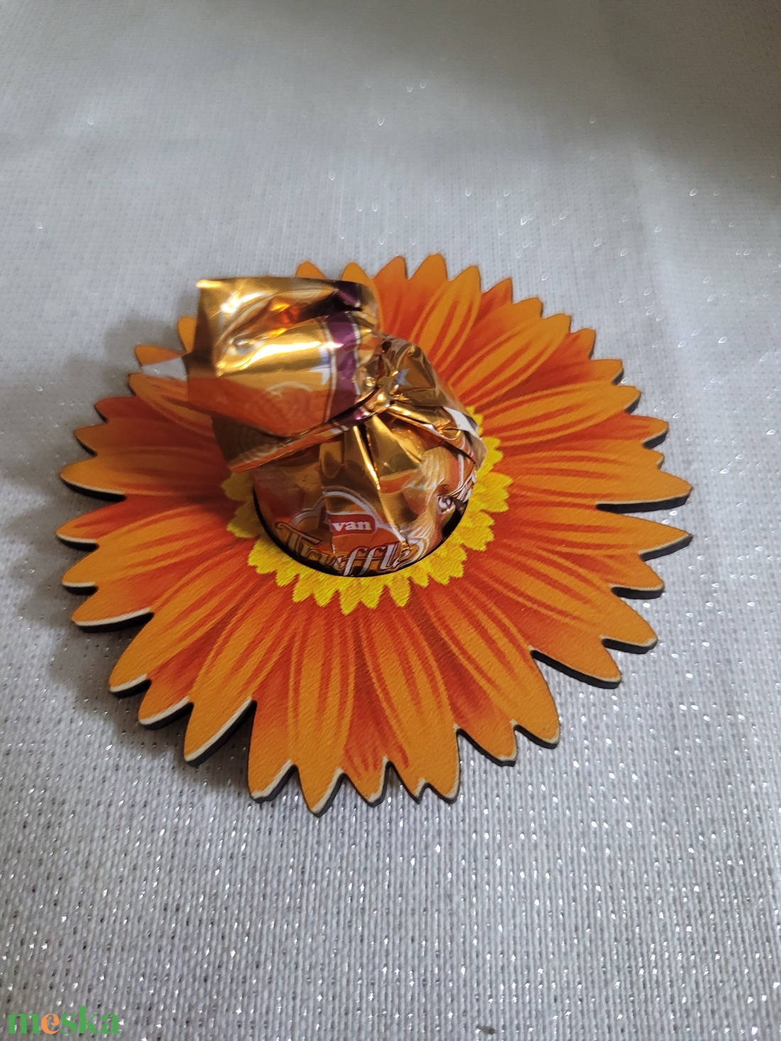 Fa virág csokival a közepén  - otthon & életmód - vallás - temetkezési tárgy - sírcsokor, virág dekoráció - Meska.hu