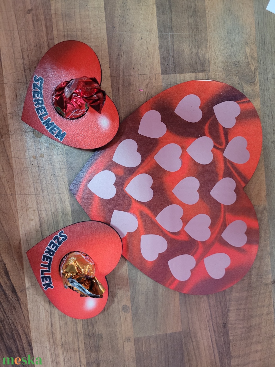 Szerelmes kaparós+1 db választható szív csokival - otthon & életmód - papír, írószer - ajándékozás kellékei - ajándék sorsjegy - Meska.hu