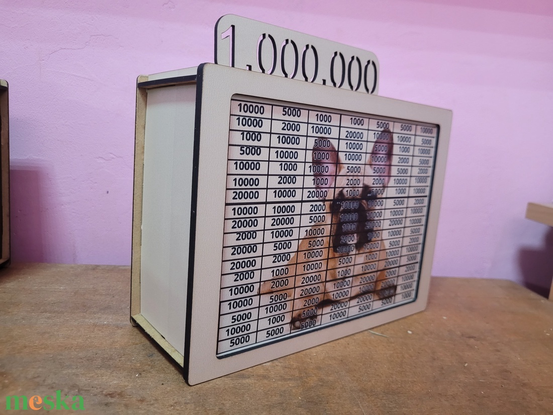 1 milliós Ft-os persely francia bulldog háttérrel  - otthon & életmód - dekoráció - asztal és polc dekoráció - persely - Meska.hu