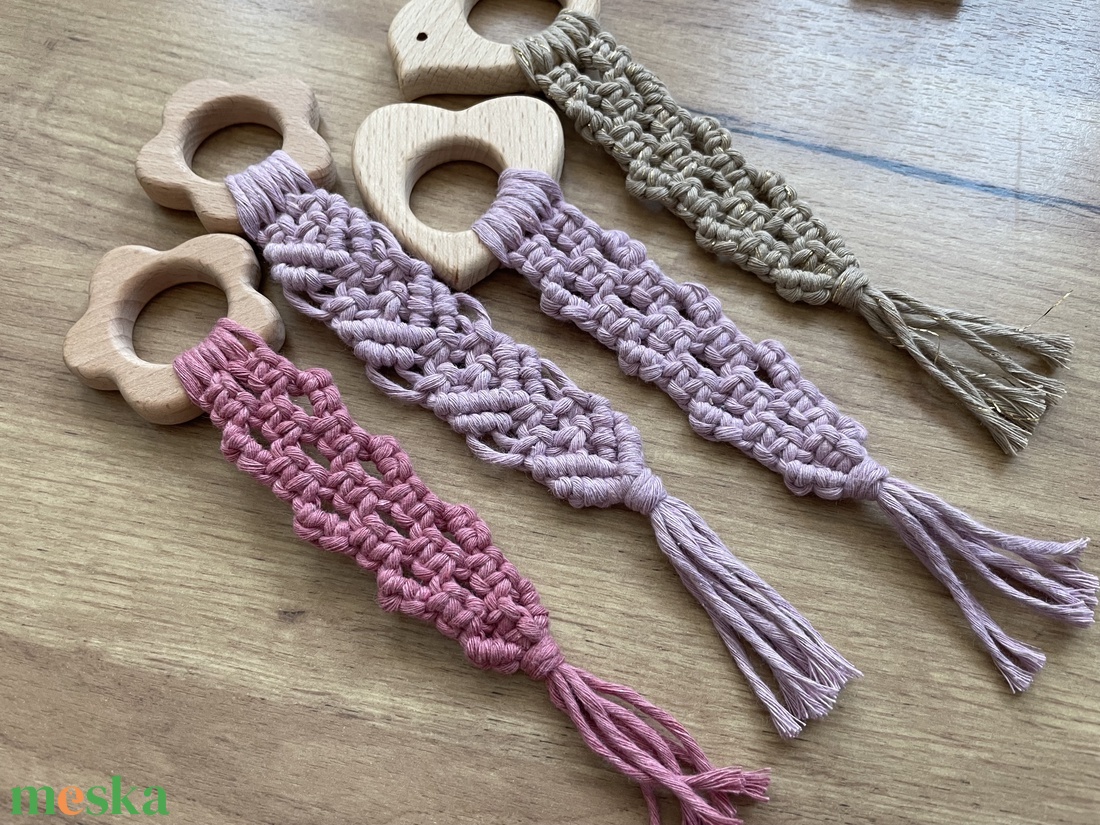 Virágos rágcsalánc - játék & sport - 3 éves kor alattiaknak - rágóka - Meska.hu