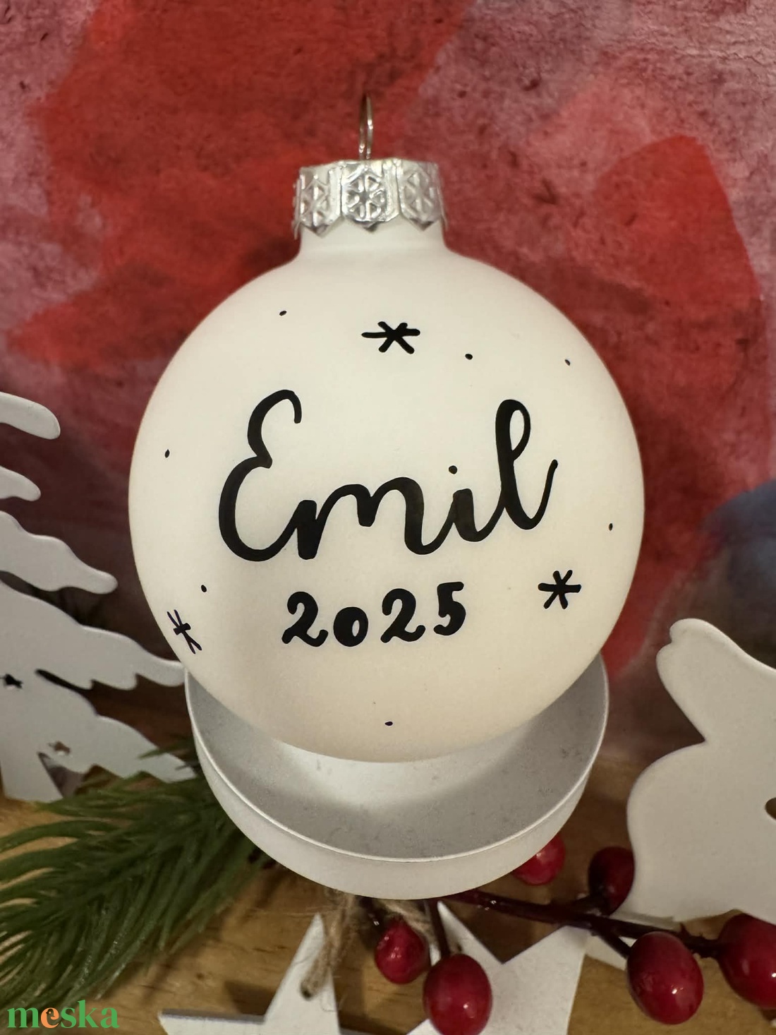 Névre szóló karácsonyi gömb - Hófehér (5,7 cm) - karácsony - karácsonyi lakásdekoráció - karácsonyfadíszek - Meska.hu