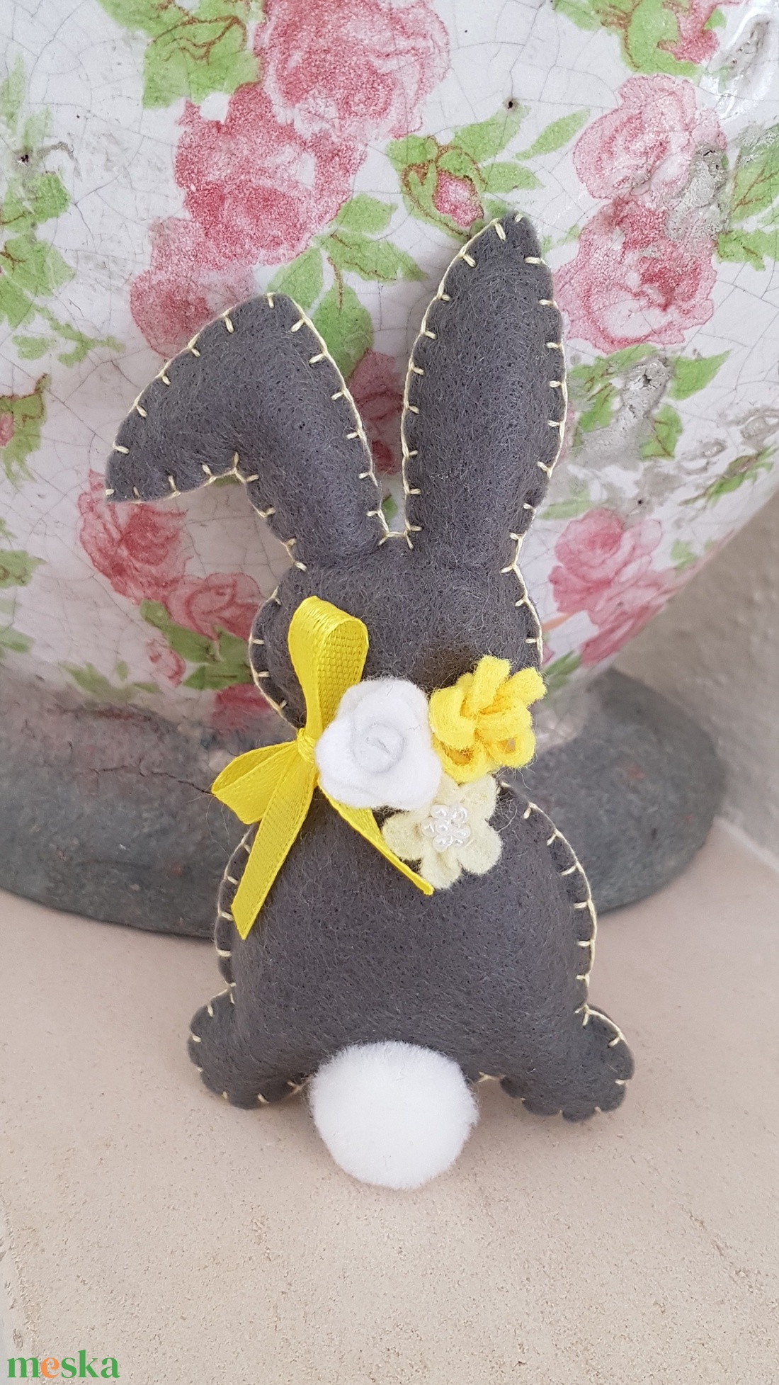 Húsvéti filc Nyuszi, Húsvéti nyuszis dekoráció, Filc nyúl, filc húsvét, Húsvéti nyúl dísz, Húsvéti nyuszis ajándék - otthon & életmód - dekoráció - ajtó- és ablak dekoráció - ajtódísz & kopogtató - Meska.hu