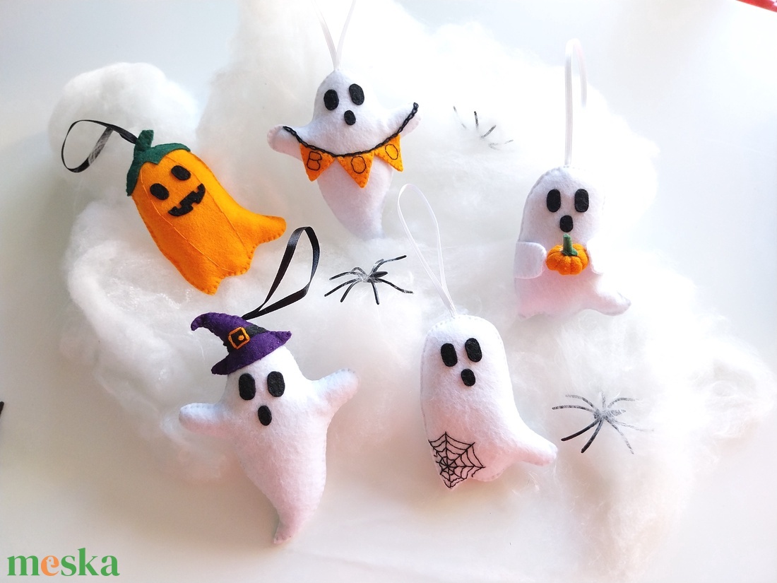 5 db-os kézzel hímzett Halloween szett, Szellemes halloween garland dekoráció - otthon & életmód - dekoráció - halloween - halloweeni dekoráció - Meska.hu 5 db-os kézzel hímzett Halloween szett, Szellemes halloween garland dekoráció - otthon & életmód - dekoráció - halloween - halloweeni dekoráció - Meska.hu