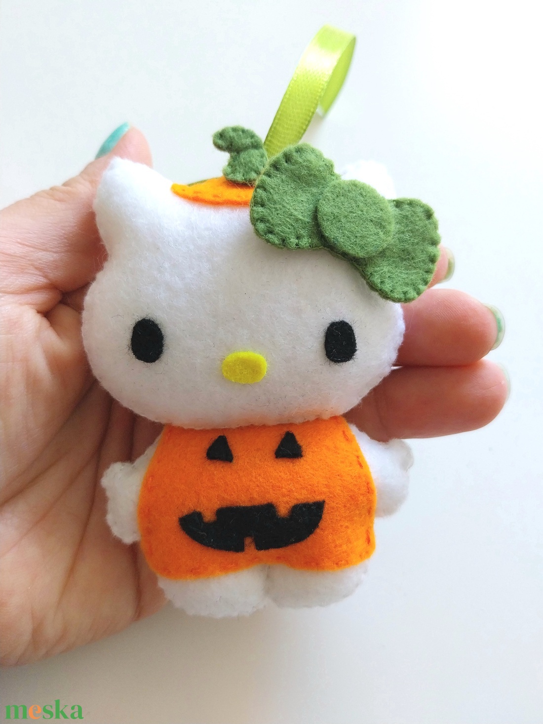 Hello Kitty Halloween függődísz, Hello Kitty dekoráció, cicás halloween - otthon & életmód - dekoráció - halloween - halloweeni dekoráció - Meska.hu