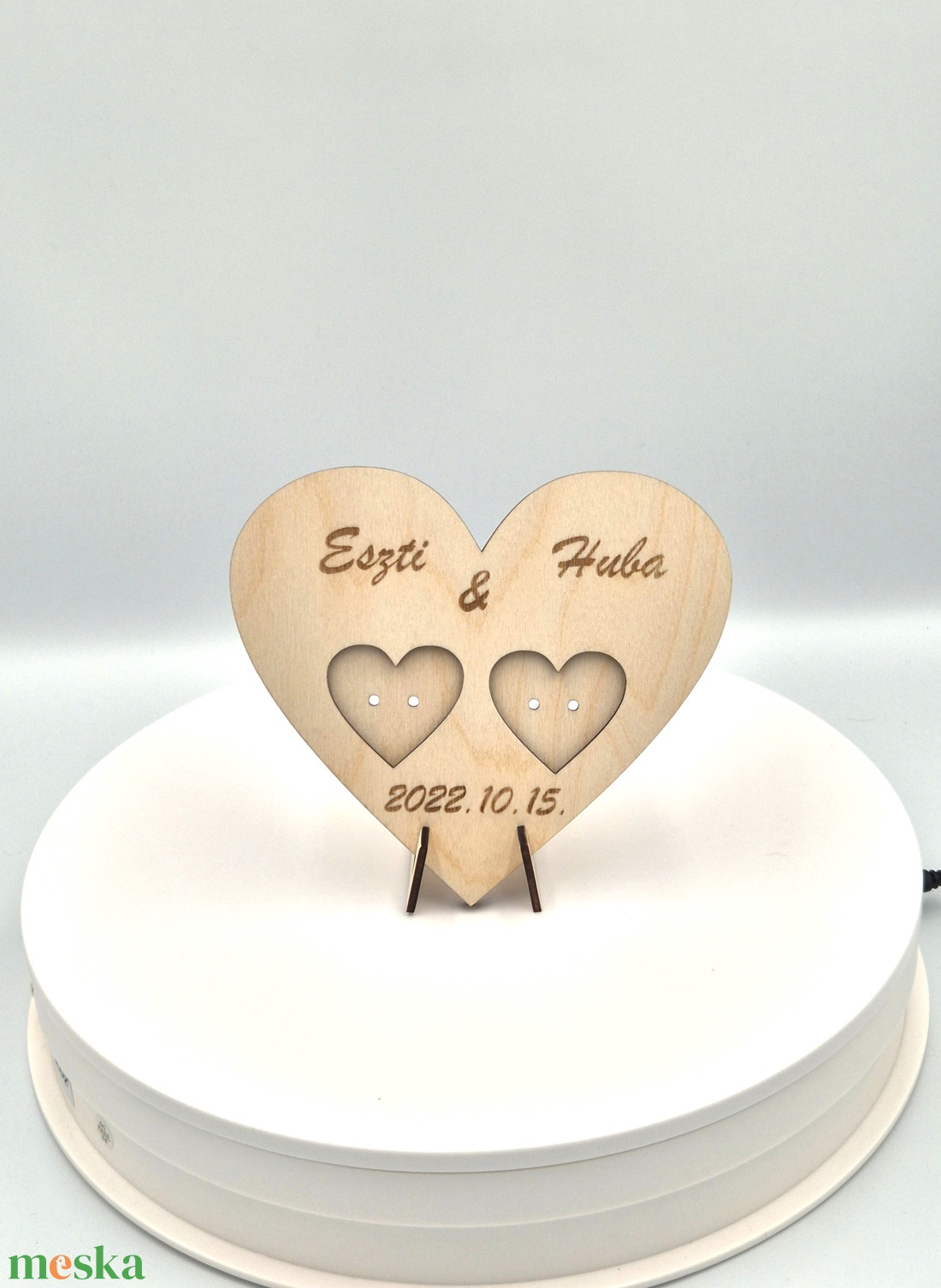 Egyedi gravírozott fa gyűrűtartó szív - esküvőre, évfordulóra - esküvő - kiegészítők - gyűrűtartó & gyűrűpárna - Meska.hu