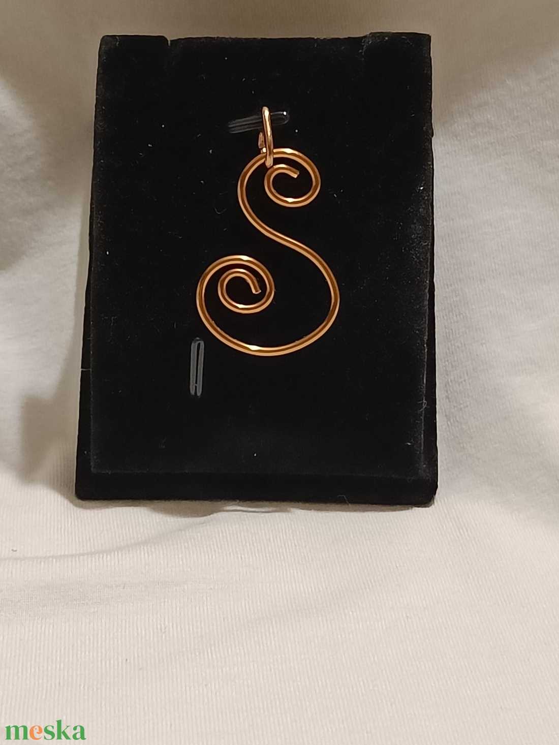 Monogram medál (M) - ékszer - nyaklánc - monogram & névnyaklánc - Meska.hu