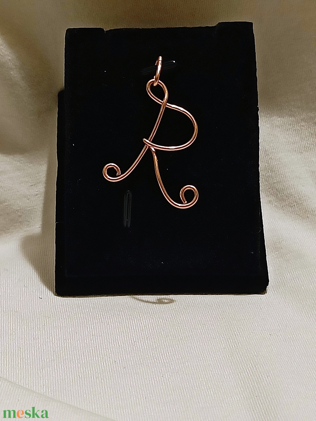 Monogram medál (M) - ékszer - nyaklánc - monogram & névnyaklánc - Meska.hu