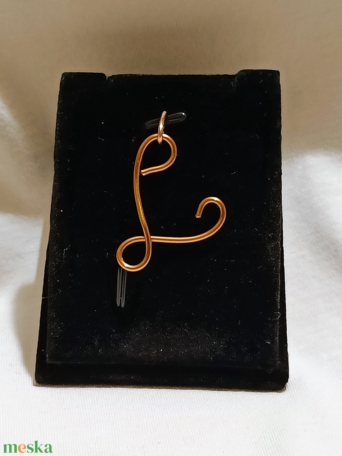 Monogram medál (M) - ékszer - nyaklánc - monogram & névnyaklánc - Meska.hu