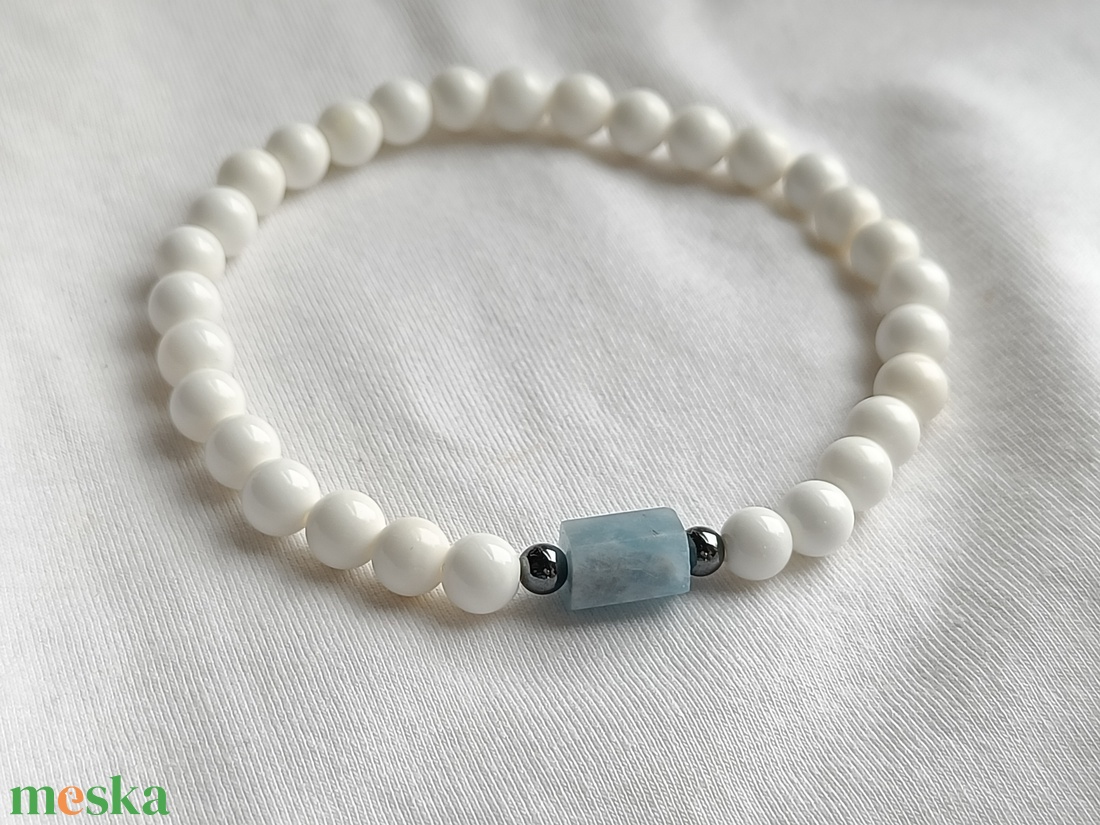 Kagyló karkötő akvamarinnal - ékszer - karkötő - gyöngyös karkötő - Meska.hu