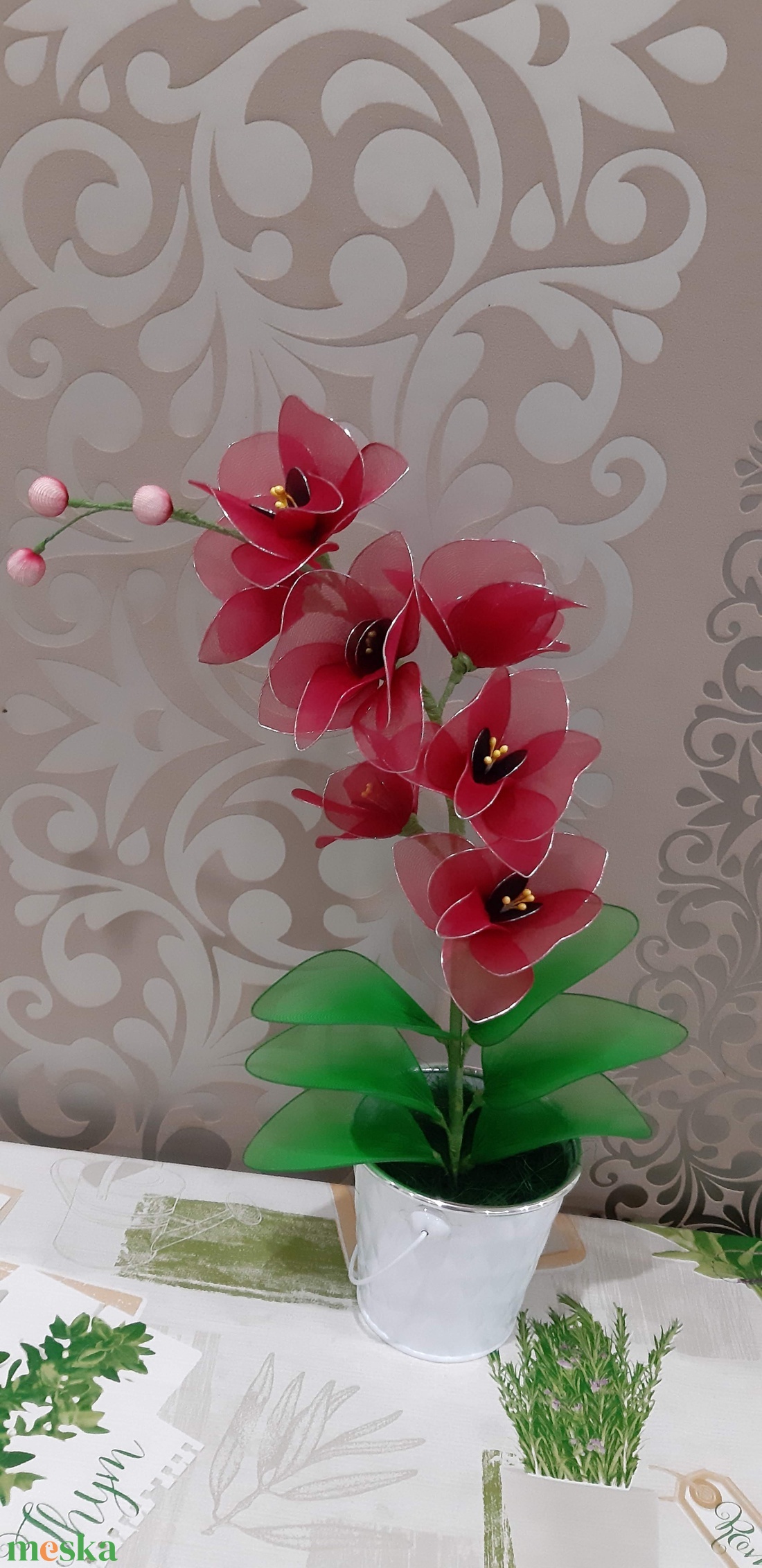 Orchidea bordó harisnyából - otthon & lakás - dekoráció - virágdísz és tartó - csokor & virágdísz - Meska.hu