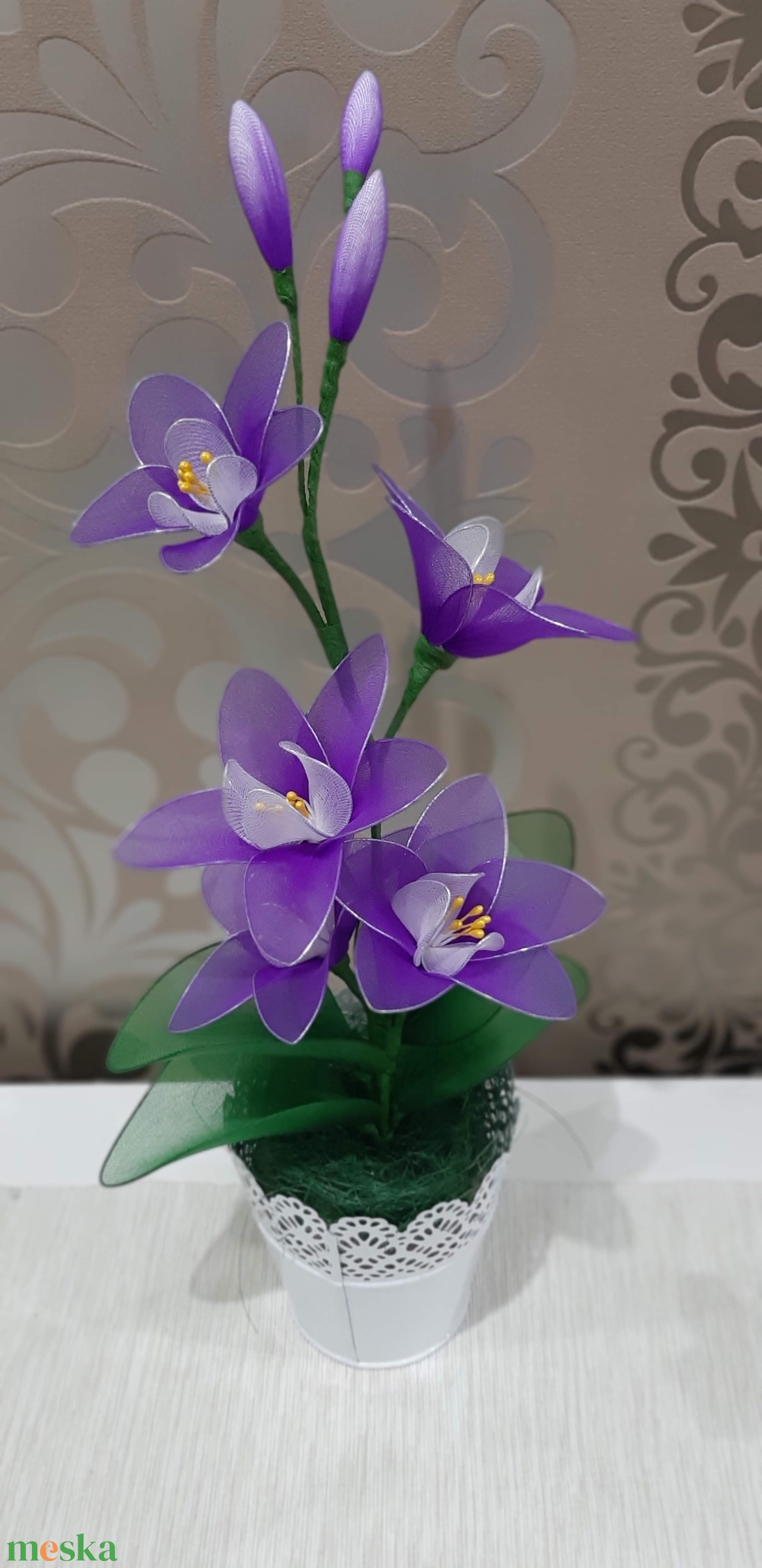 Orchidea lila harisnyából - otthon & életmód - dekoráció - virágdísz és tartó - csokor & virágdísz - Meska.hu Orchidea lila harisnyából - otthon & életmód - dekoráció - virágdísz és tartó - csokor & virágdísz - Meska.hu
