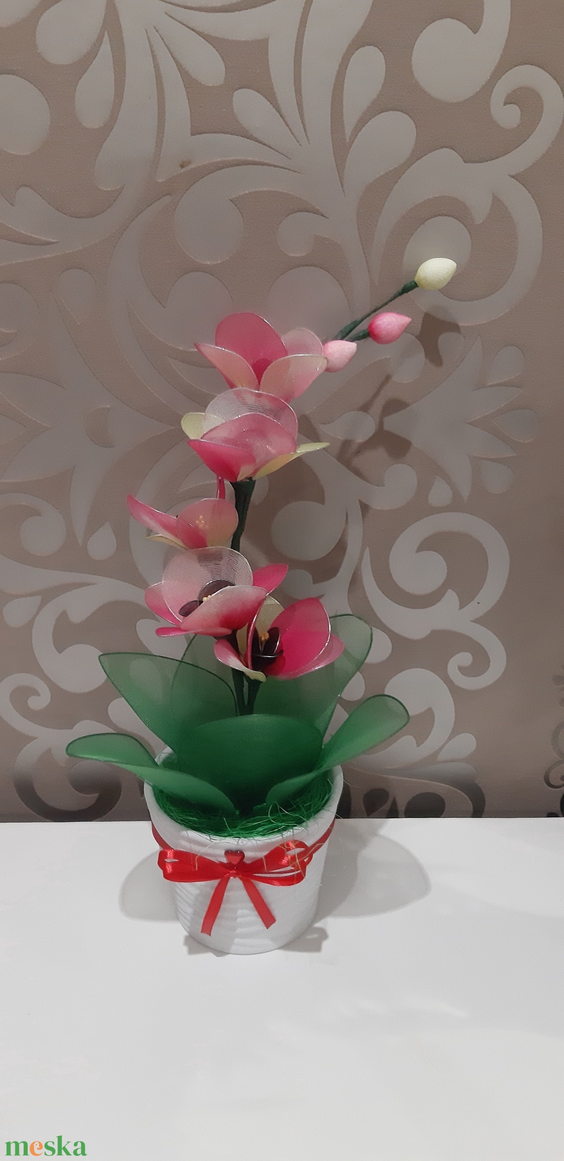 Orchidea harisnyából  - otthon & életmód - dekoráció - virágdísz és tartó - csokor & virágdísz - Meska.hu Orchidea harisnyából  - otthon & életmód - dekoráció - virágdísz és tartó - csokor & virágdísz - Meska.hu