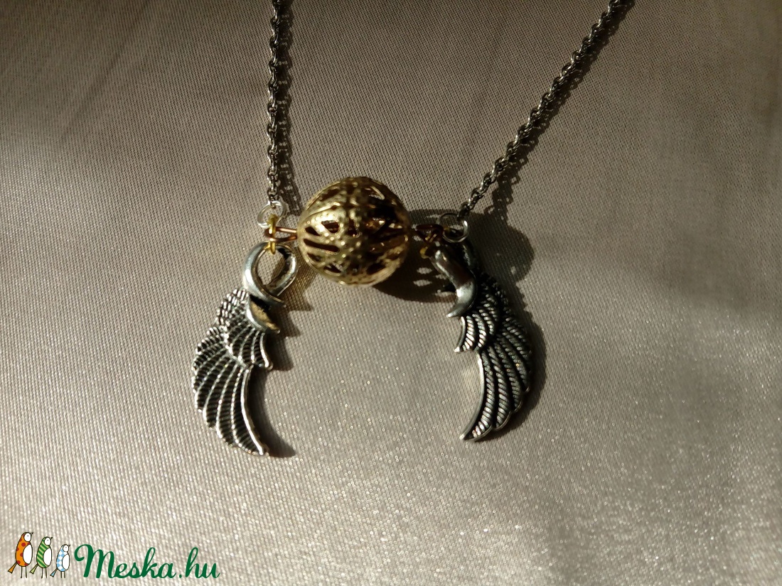 Aranycikesz/kviddics nyaklánc (Harry Potter) - - Meska.hu Aranycikesz/kviddics nyaklánc (Harry Potter) - - Meska.hu