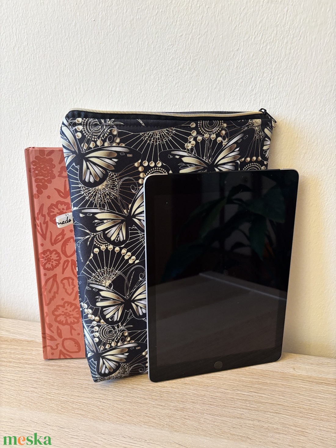 Könyv/iPad/Tablet védő utazó tok - táska & tok - ebook & tablet tok - Meska.hu