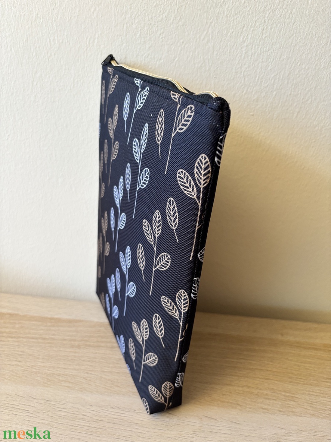Könyv/iPad/Tablet védő utazó tok - táska & tok - ebook & tablet tok - Meska.hu