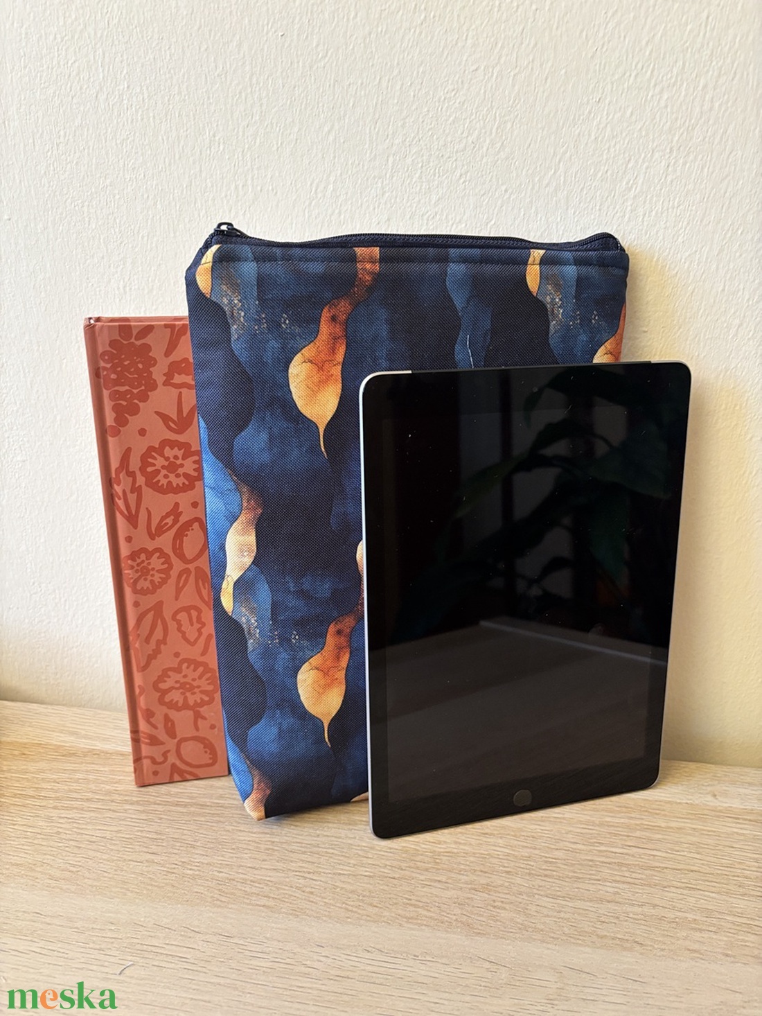 Könyv/iPad/Tablet védő utazó tok - táska & tok - ebook & tablet tok - Meska.hu