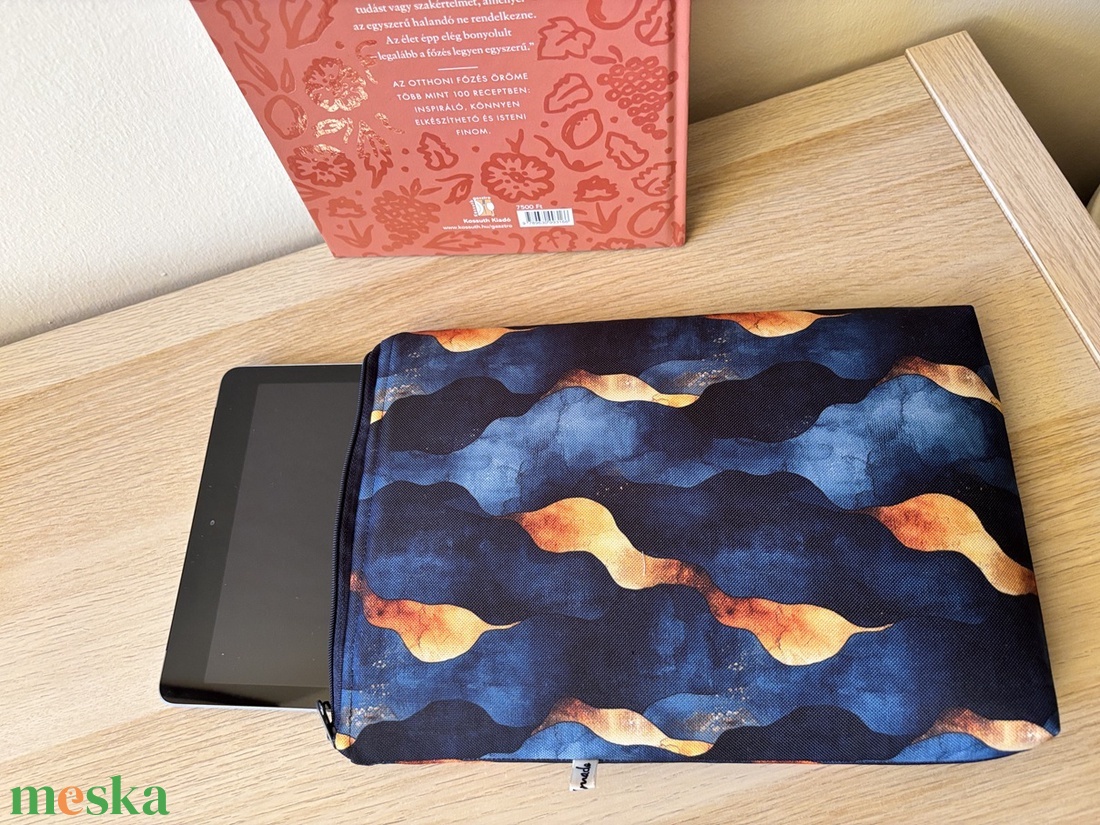 Könyv/iPad/Tablet védő utazó tok - táska & tok - ebook & tablet tok - Meska.hu